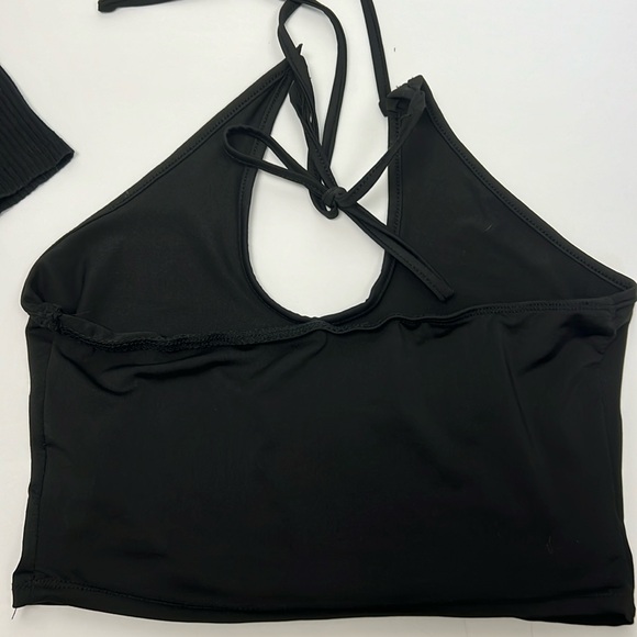β¨4π $20 β¨ Bundle of 3 crop tops stretch top set black grey small medium - Picture 12 of 14